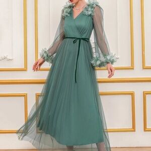 Neck Stereo Flower Mesh Dress